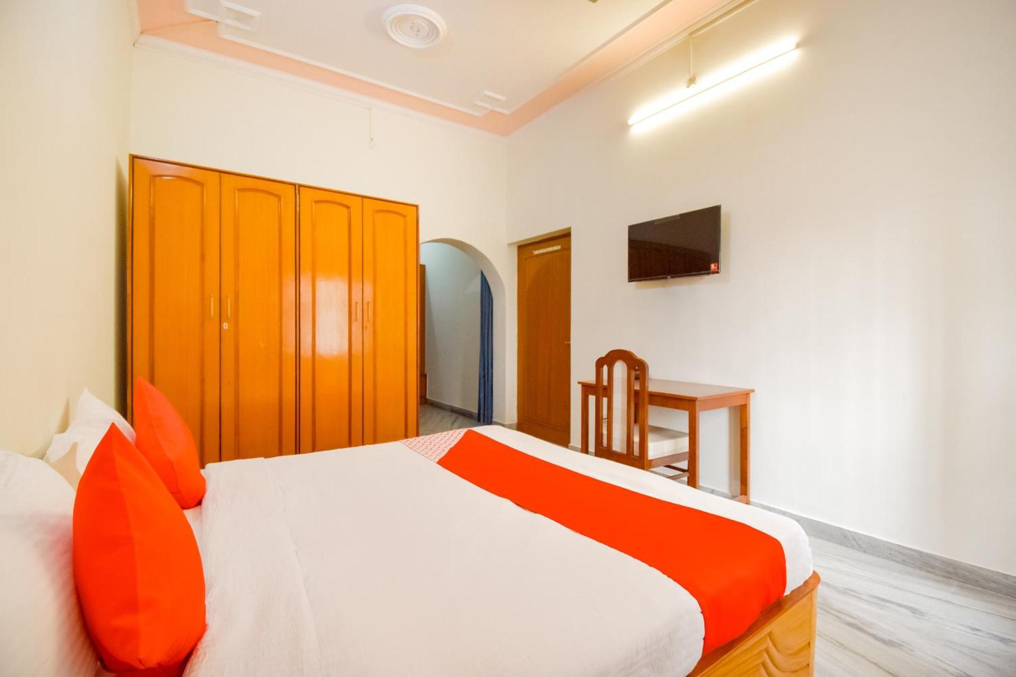 Hotel O Kusum Lodge Pandu Exterior foto